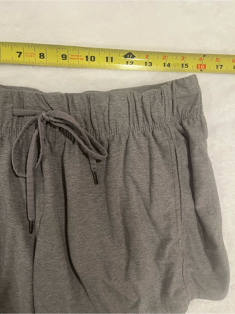 Athletic Works Gray Drawstring Shorts - Size Large - Picture 5 of 7